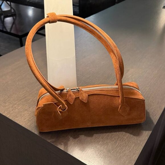 Genuine Suede Bag — Style and Luxury in Every Move - Picture 11 of 13